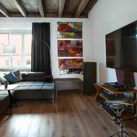 Contemporary Apartment With Fireplace & Terrace Banská Bystrica Eksteriør bilde