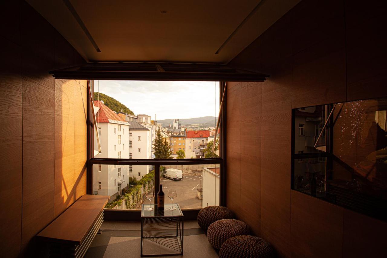 Contemporary Apartment With Fireplace & Terrace Banská Bystrica Eksteriør bilde